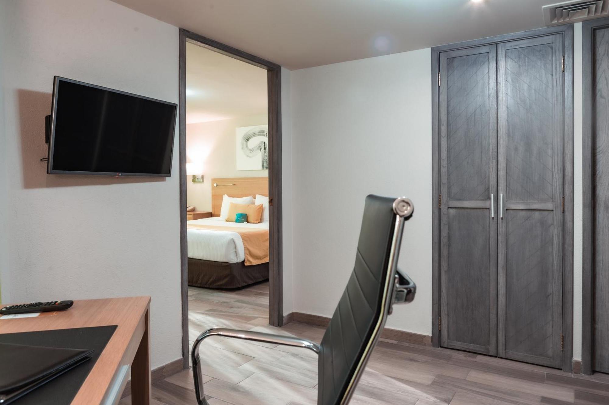 La Joya Pachuca Hotell Exteriör bild Suite
